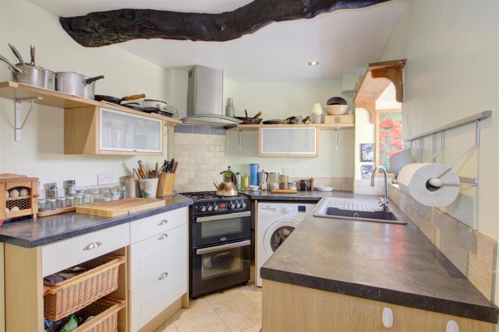 Gastons Road, Malmesbury photo 4