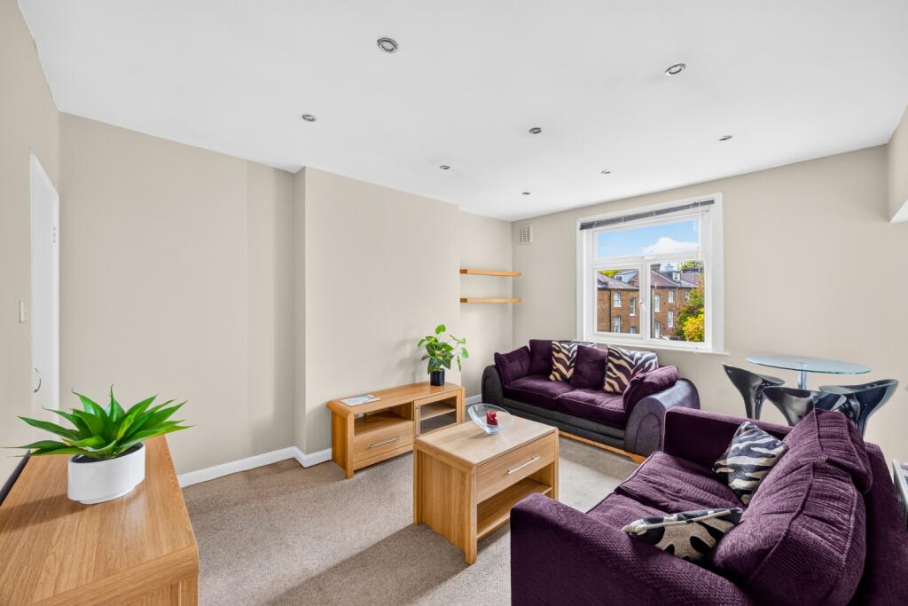 Apartment in London - View 2