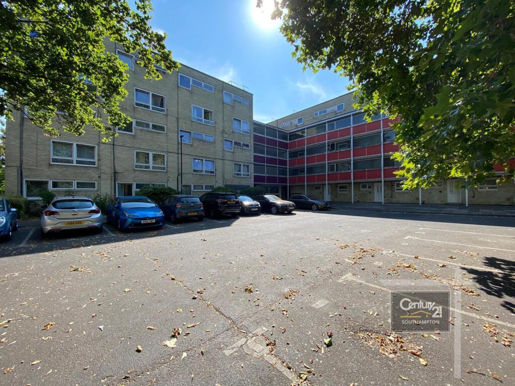 Main image of property: |Ref: L824058|, Golden Grove, Southampton, SO14 1PT