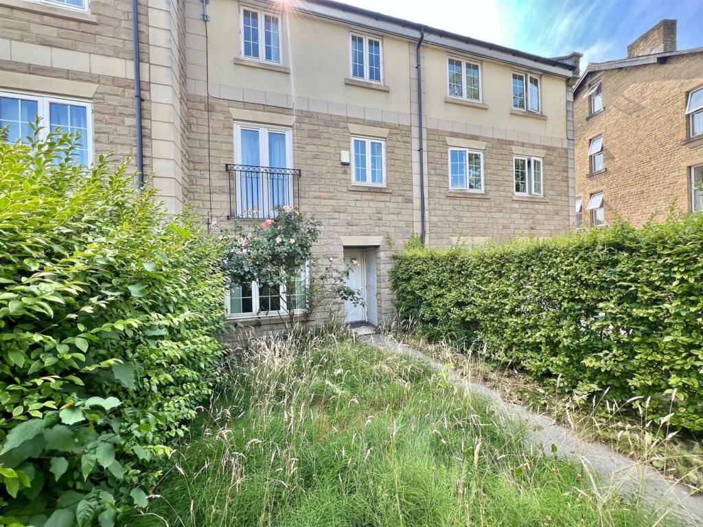 Main image of property: Wheathouse Road, Birkby, Huddersfield