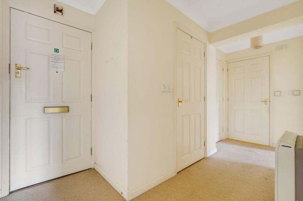 Apartment in Rushcliffe, Nottinghamshire - More
