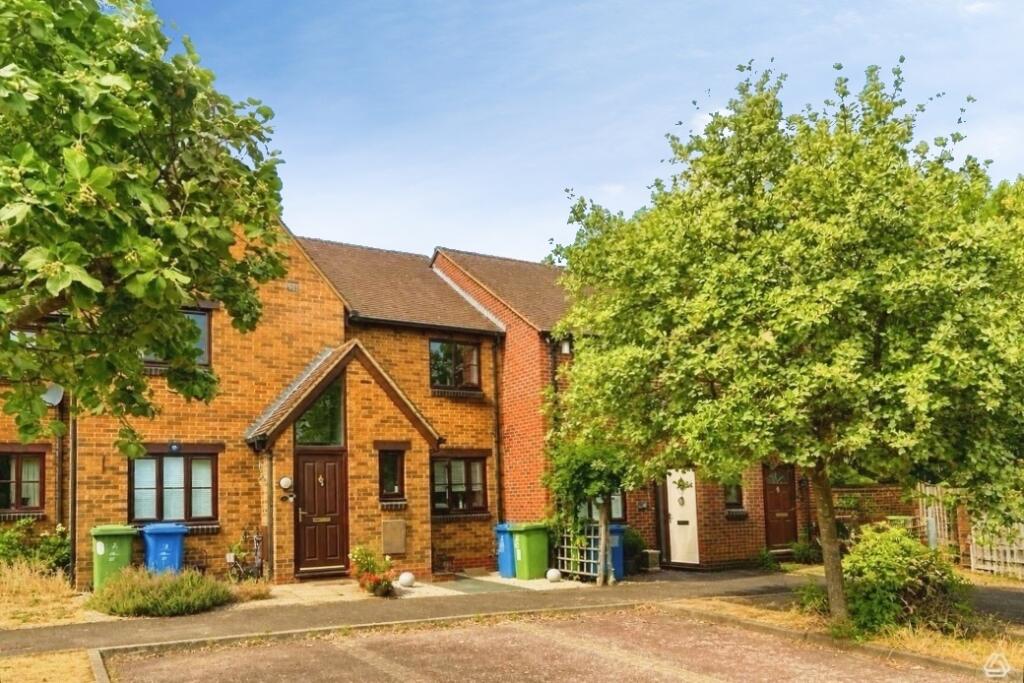 Westcotts Green, Warfield, Bracknell, Berkshire, RG42