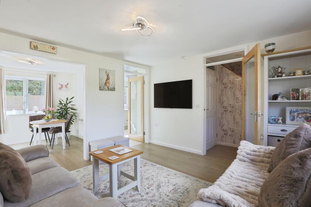 Kingsdale Court, Broadway, Worcestershire, WR12 - View 6