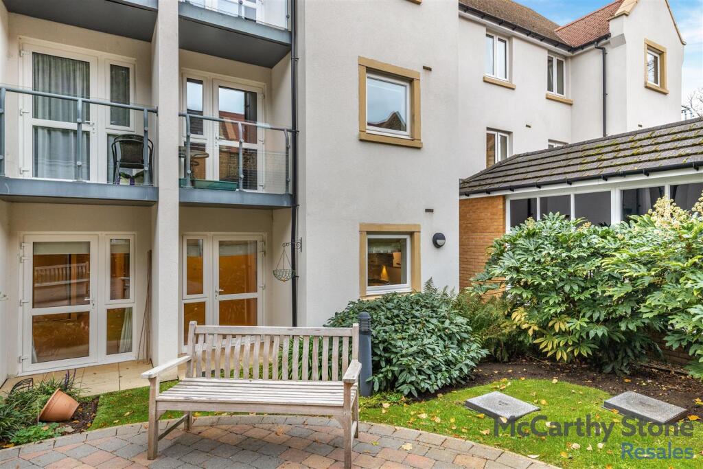 Main image of property: Wardington Court, Welford Road, Northampton, NN2 8FR