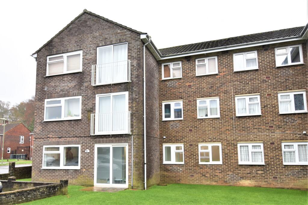 Main image of property: Crombie Close, Waterlooville, PO8
