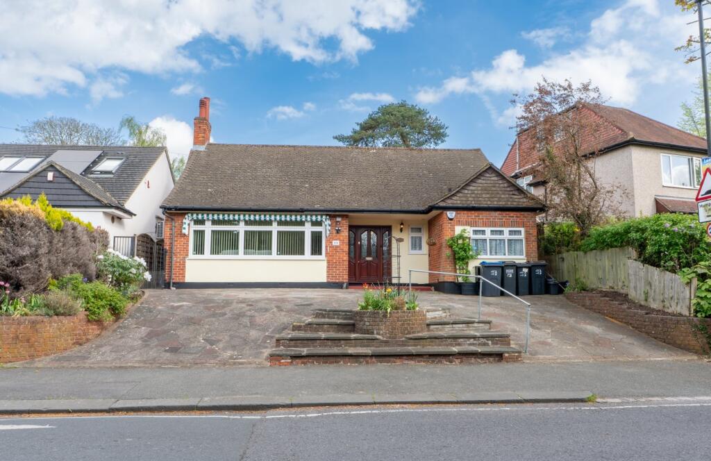 Main image of property: Hartland Way, Shirley, Croydon, CR0
