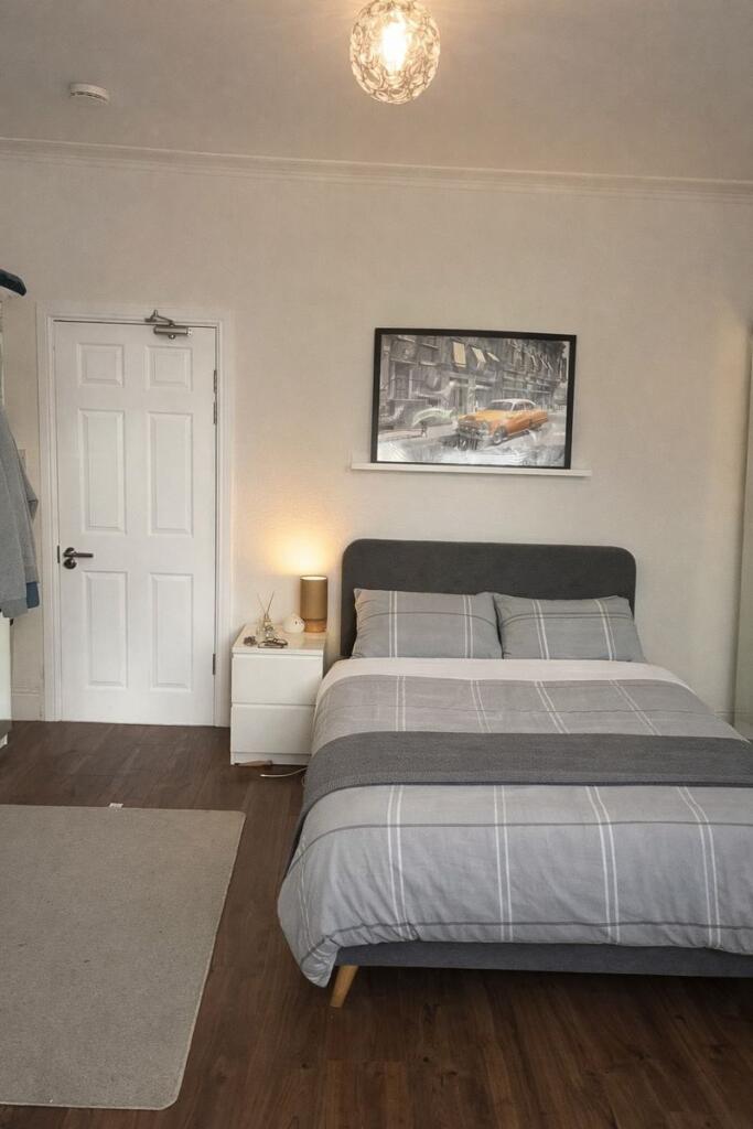 Main image of property: Albert Grove, Nottingham