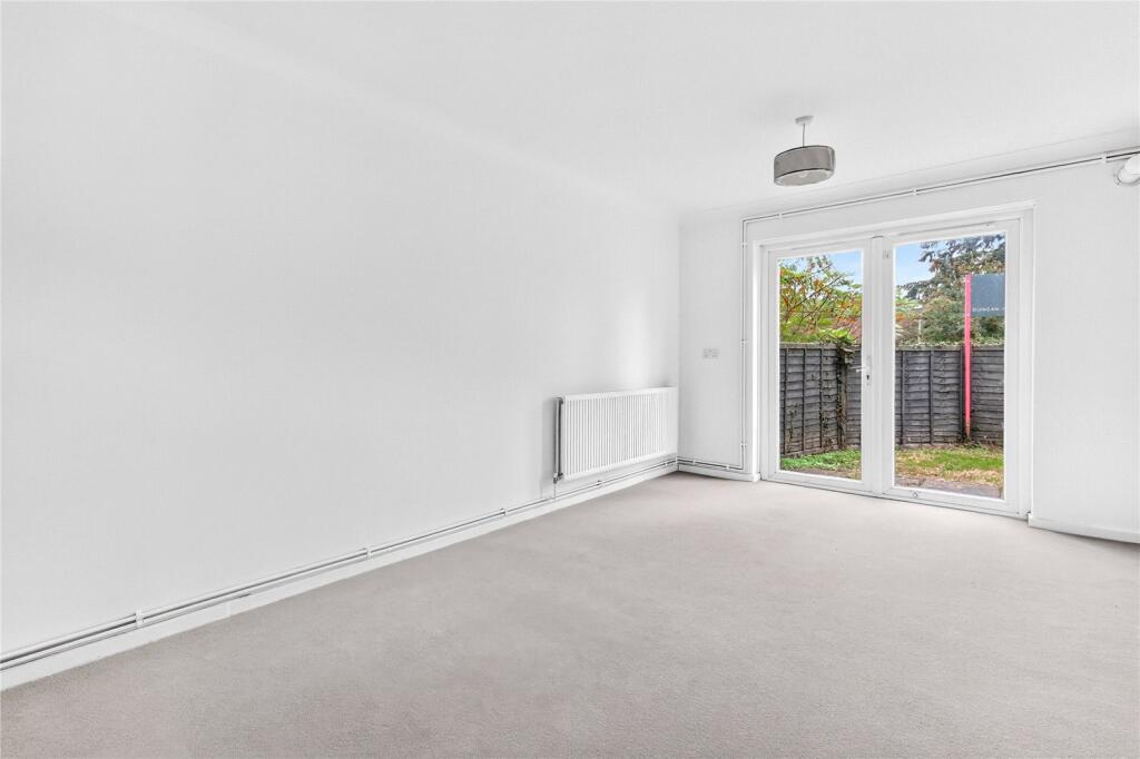 Apartment in Winkfield, Bracknell Forest - View 4