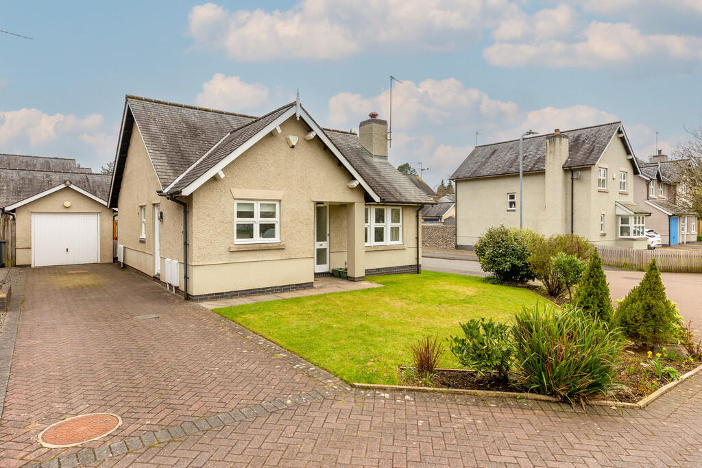 Main image of property: 28 Kirkbie Green, Kendal, Cumbria, LA9 7AJ