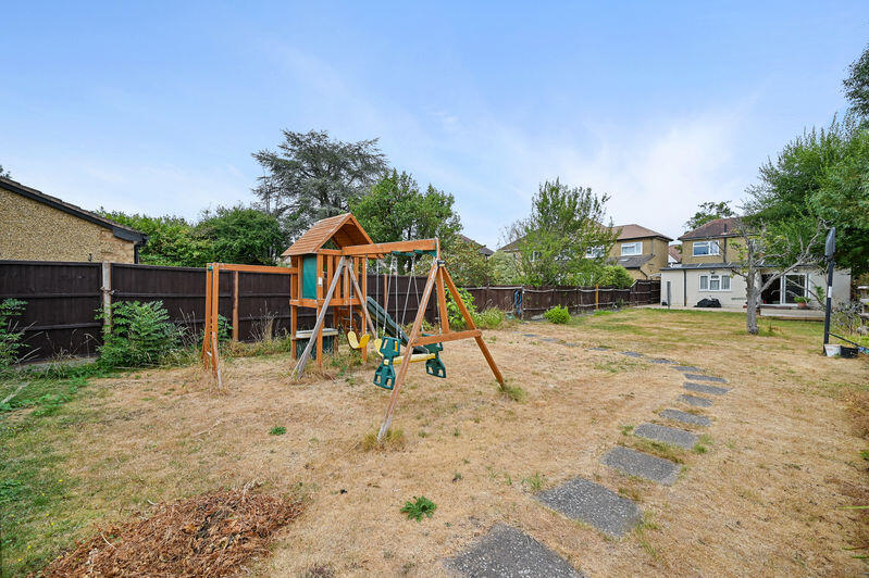House in Harrow - View 5