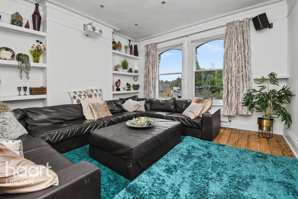 House in Lincoln, St Catherines, Boultham - View 4