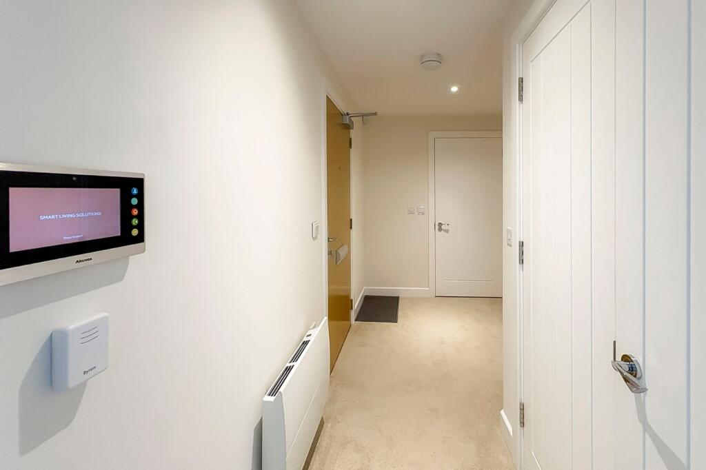 Apartment in Brighton - More