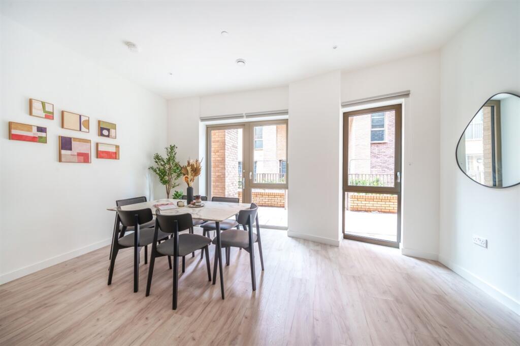 Main image of property: 2 bed, 4th floor, Tyne, Refinery House in Anchors Point