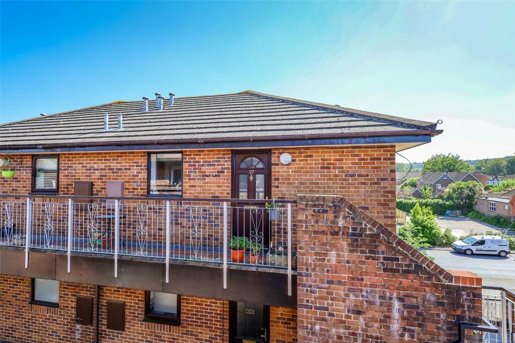 Main image of property: Linden Drive, Liss, Hampshire, GU33
