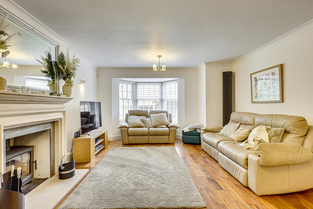 House in Southend-on-Sea - View 5