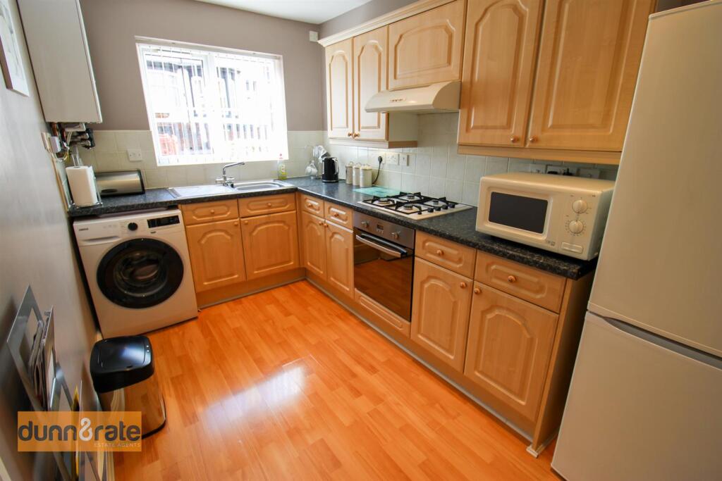 House in Stoke-on-Trent - View 5