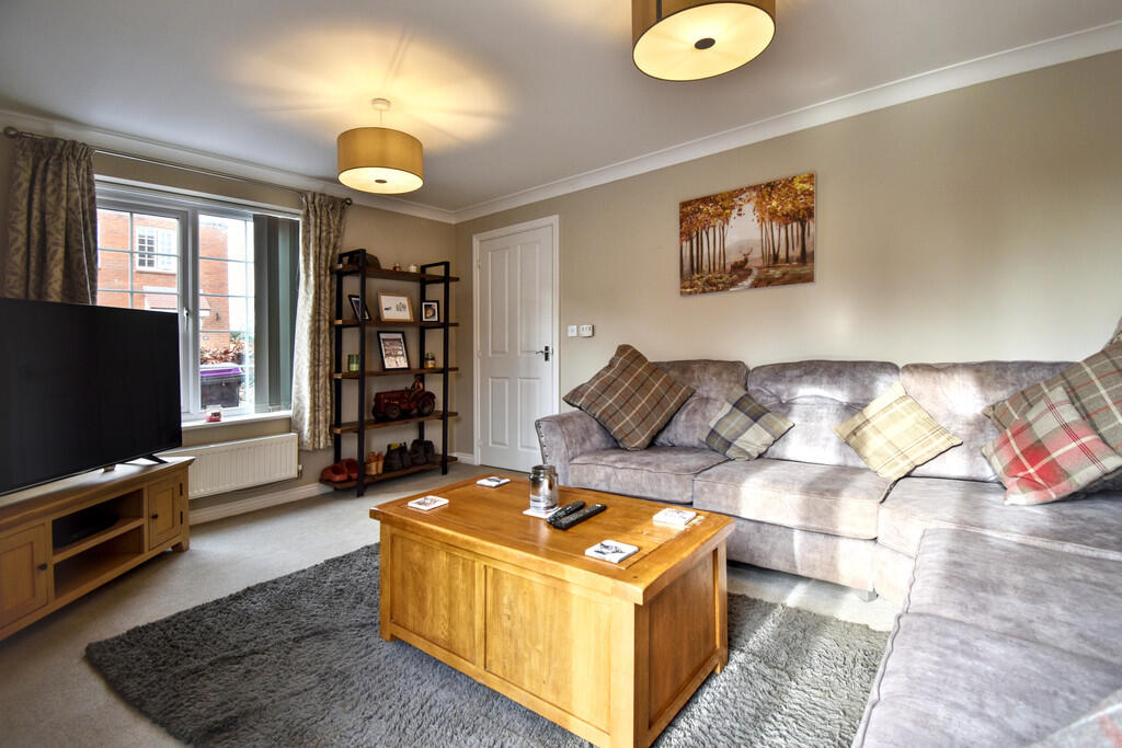 House in East Lindsey, Louth - View 4