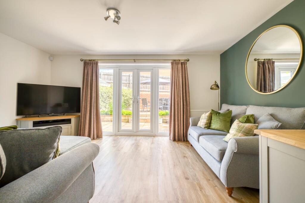 2, Almsford Close, Castle Cary photo 4