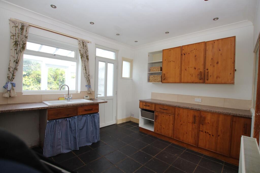 Alton Park Road, Clacton-on-Sea photo 4