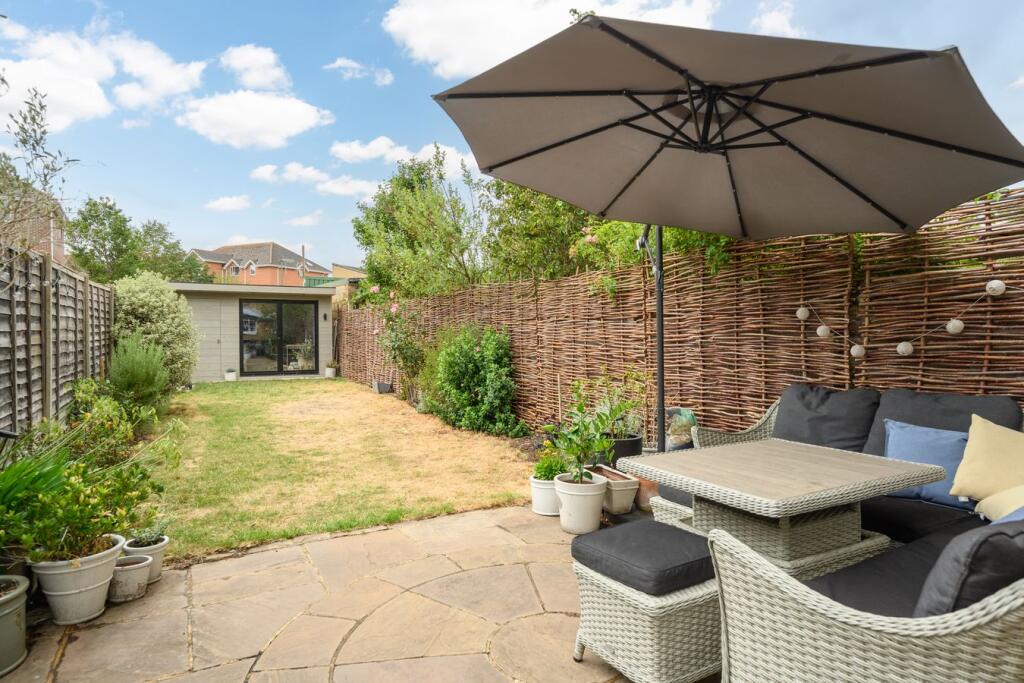 House in Walton-on-Thames, Surrey - View 5