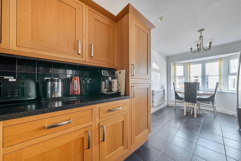 House in Gosport, Hampshire - View 5