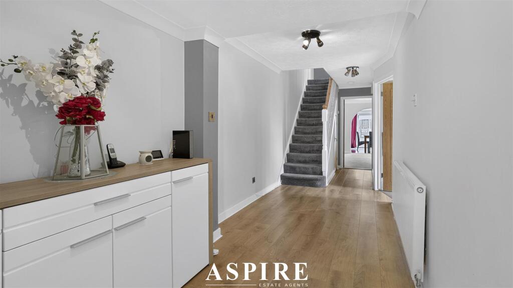 House in Southend-on-Sea - View 2