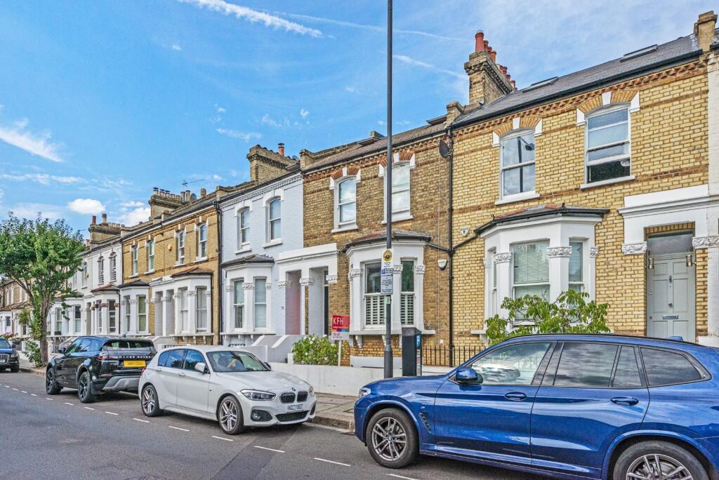 Apartment in London - View 5