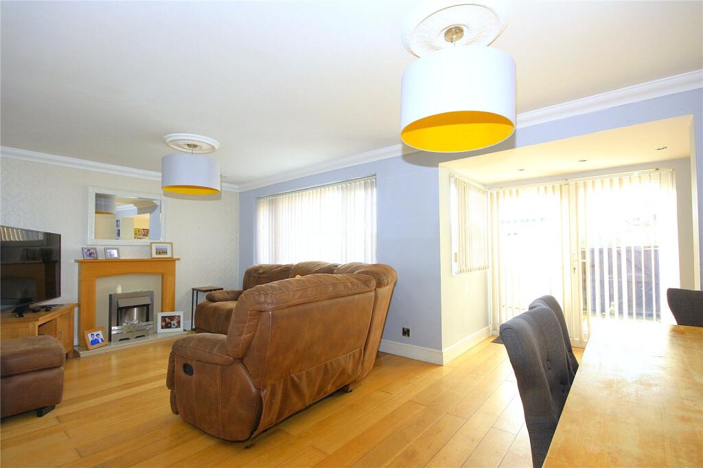 Main image of property: Sunnyside Walk, Havant, Hampshire, PO9