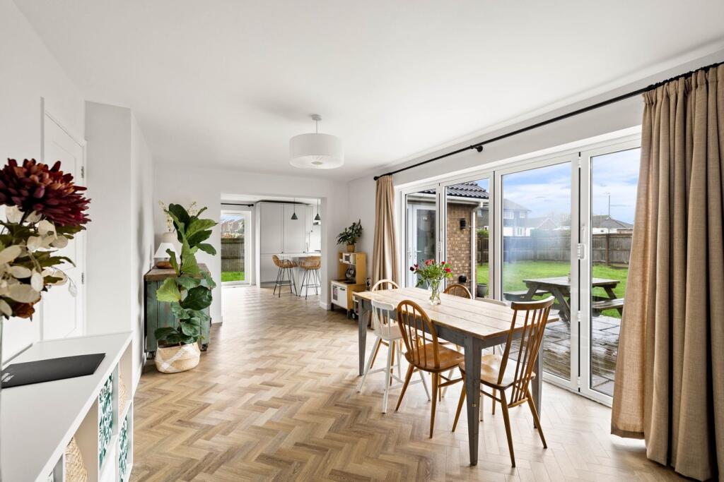 House in Folkestone, Broadmead - View 4