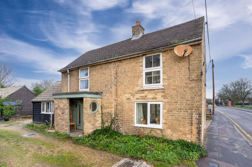 Main image of property: Middle Watch, Swavesey, CB24