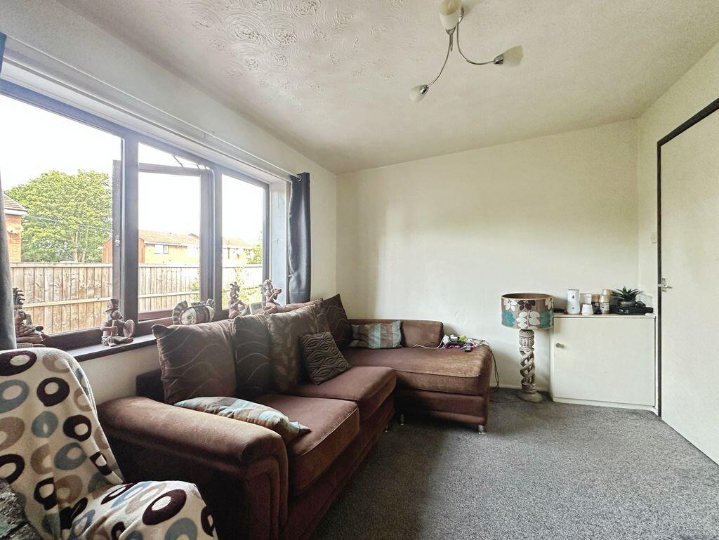 Barrett Court, Bury photo 5