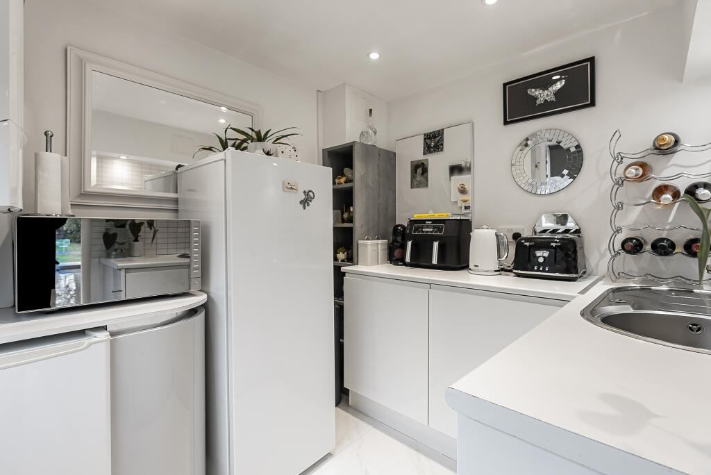 Additional image 7 of The Drive, Welwyn, Hertfordshire, AL6