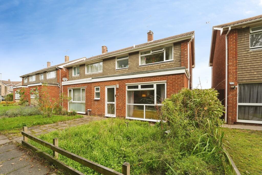 Main image of property: Cheyney Close, Gloucester, Gloucestershire, GL4