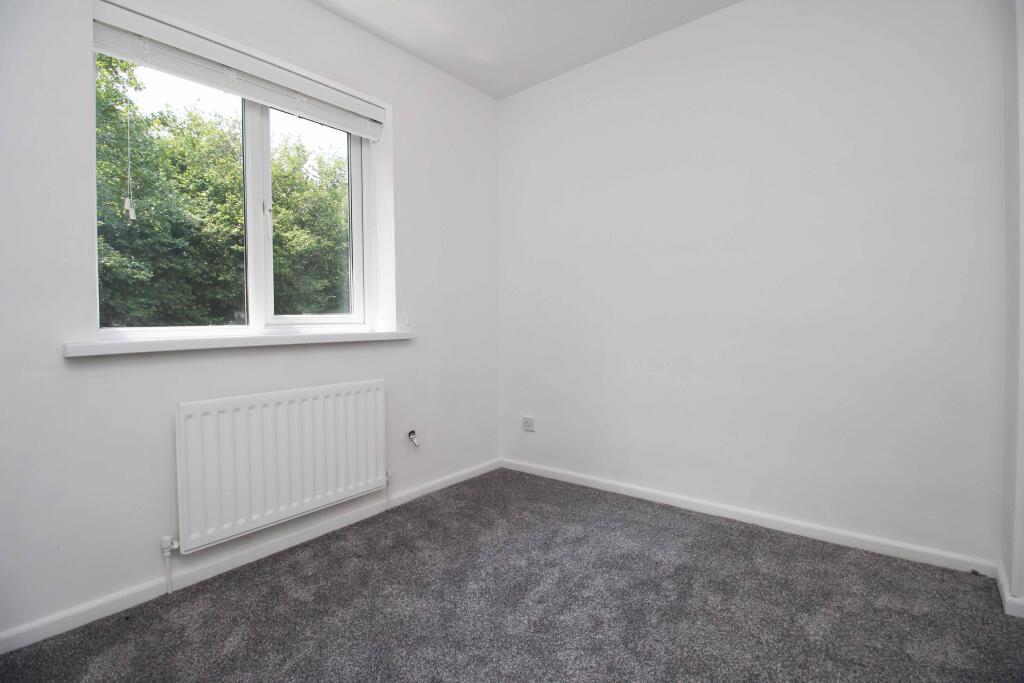House in Cardiff, Llantwit Fardre - More