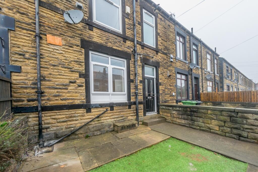 Main image of property: SCOTCHMAN LANE MORLEY