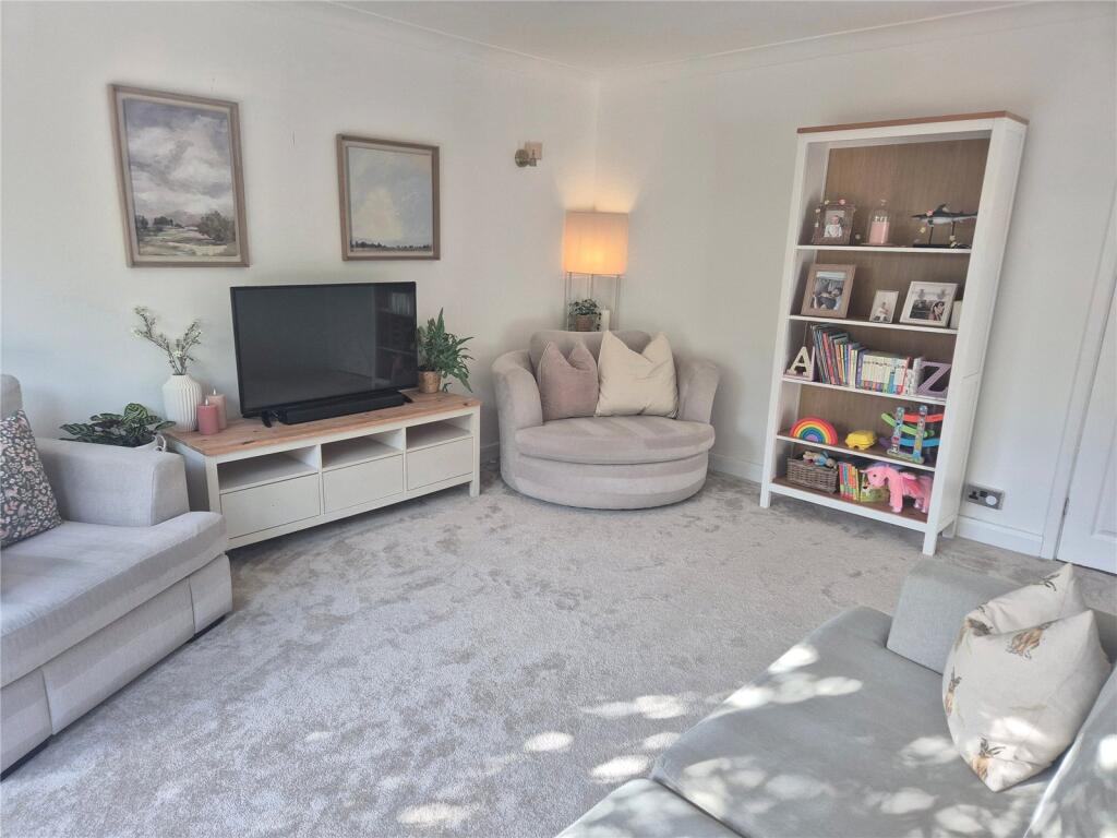 House in Nottingham, Ravenshead - View 3