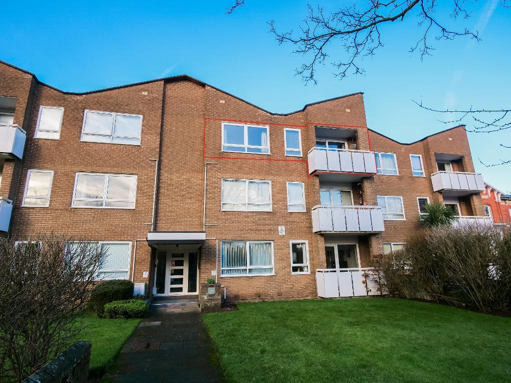 Main image of property: Lulworth Road, Birkdale, Southport, Merseyside, PR8 2AT