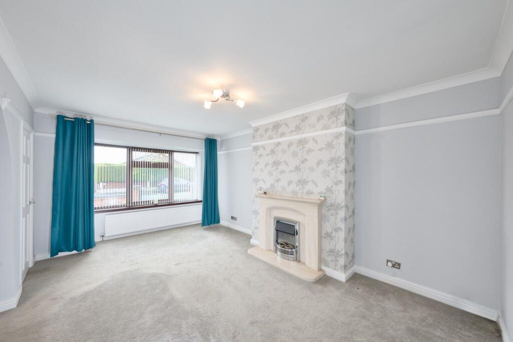 Melrose Avenue, Burtonwood, Warrington photo 4