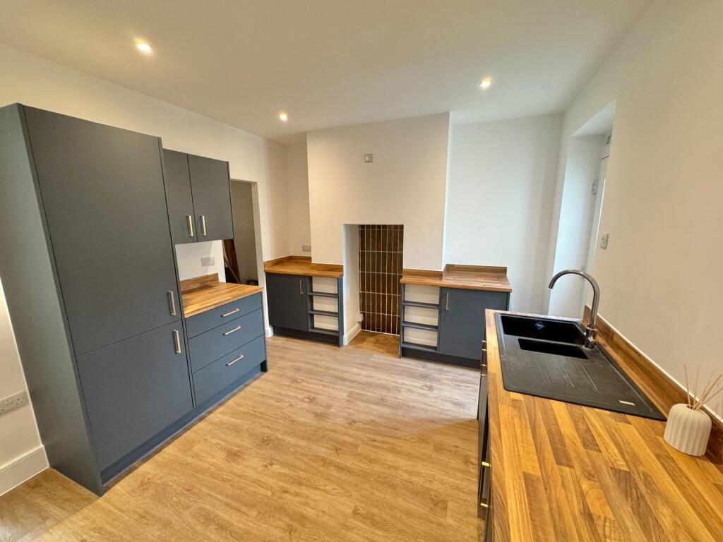 House in Plymouth - View 3