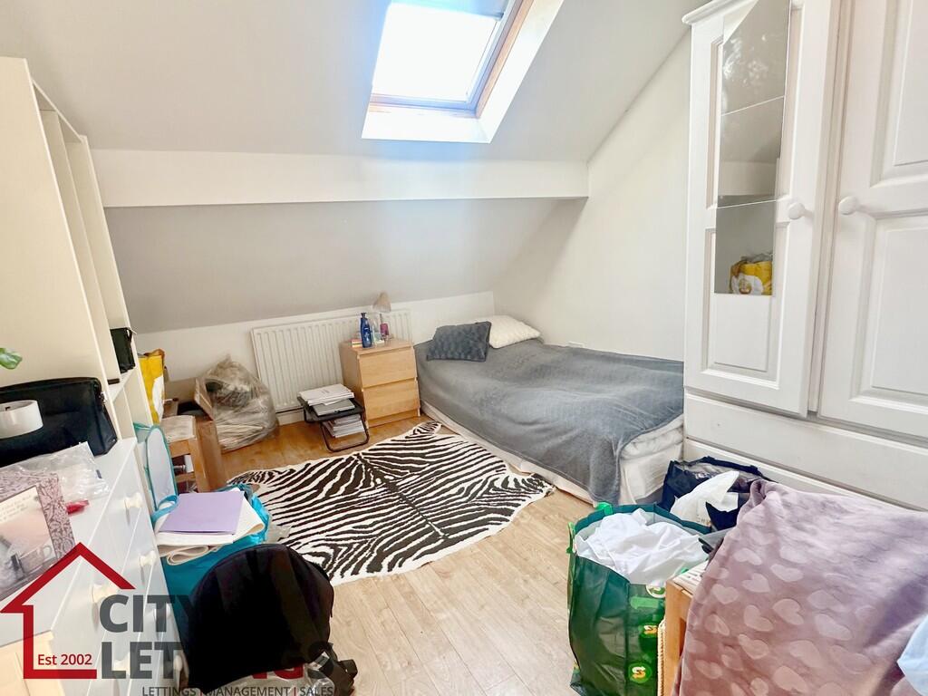 Apartment in Nottingham - More