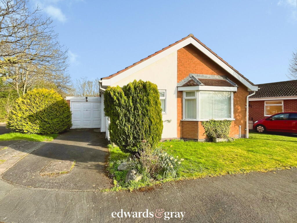 Main image of property: Bellington Croft, Shirley, Solihull, B90 4XP