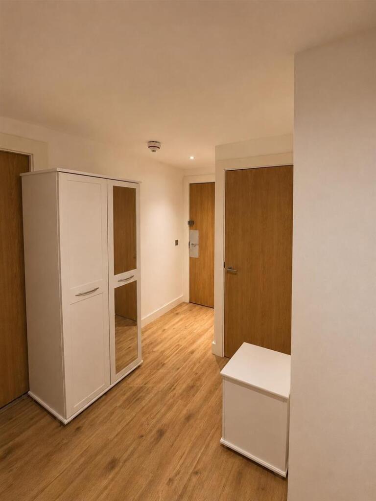 Apartment in Salford, Trinity, Lower Broughton - More