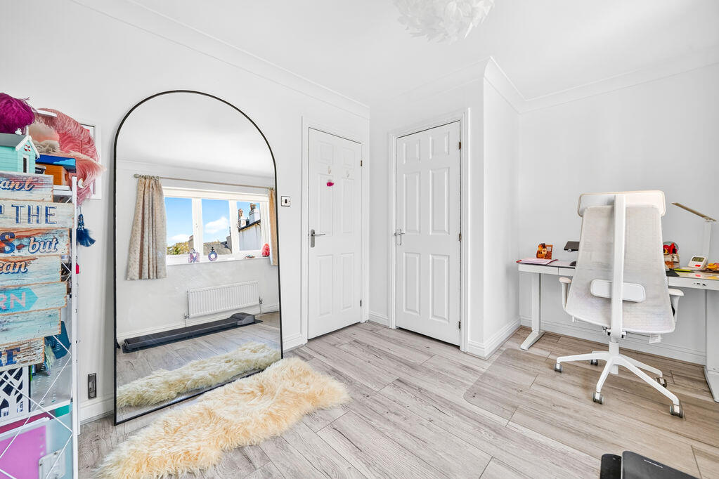 House in London - View 4