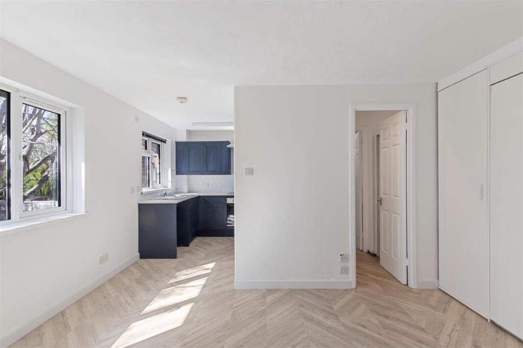 Main image of property: Kings Road, Petersfield