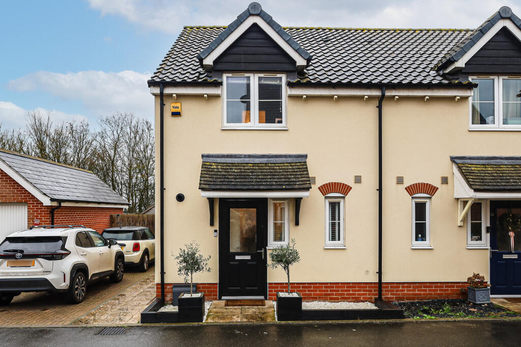 Main image of property: Kiln Way, Southend-on-sea, SS3