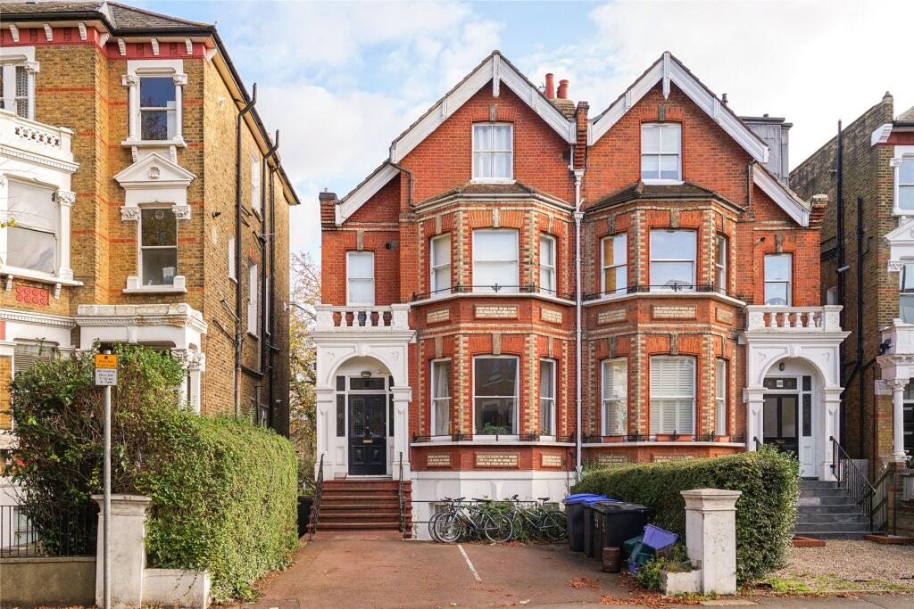 Main image of property: Worple Road, London, SW20