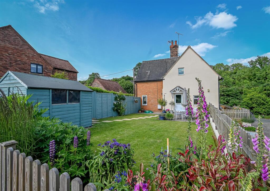 3-bed semi-detached on 4 Brockton, Much Wenlock, £299,950