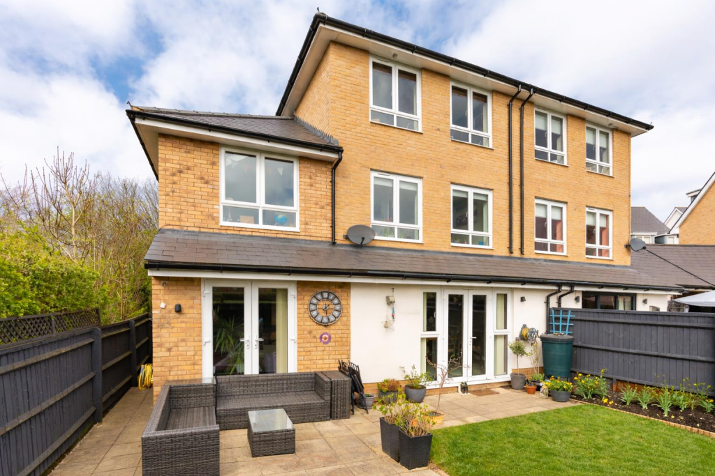 Additional image 25 of Appletree Way, Welwyn Garden City
