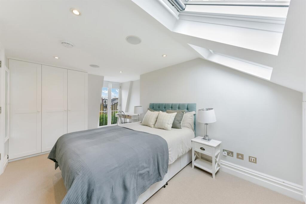 3 bedroom maisonette for rent