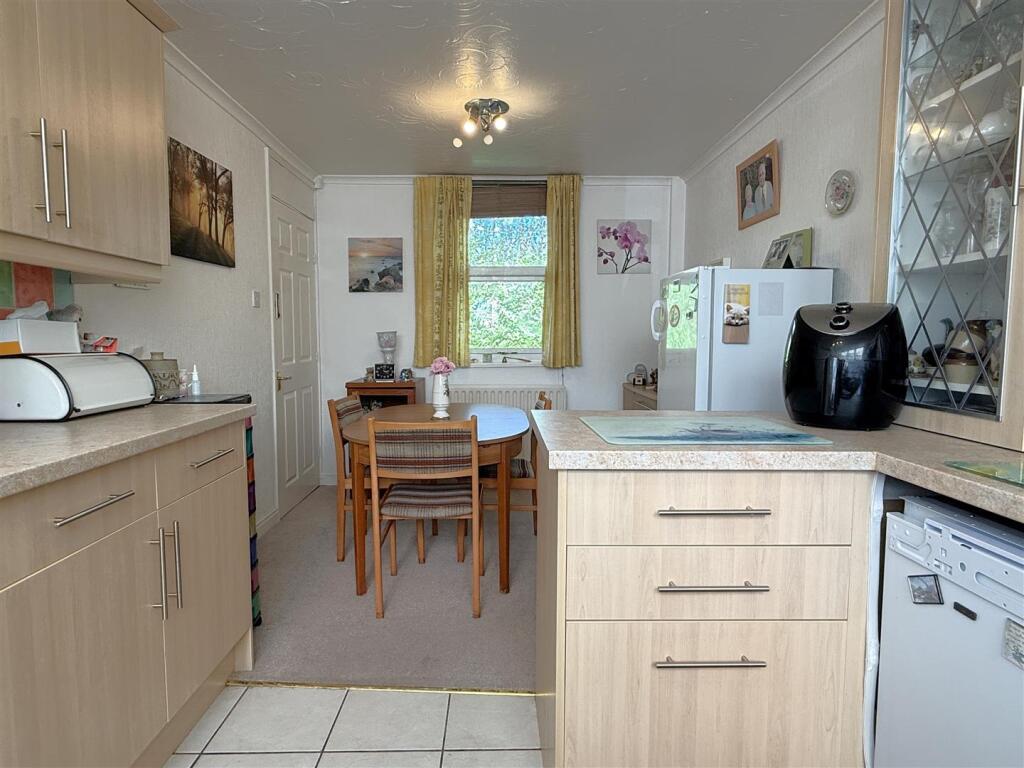 House in Wolverhampton - View 4